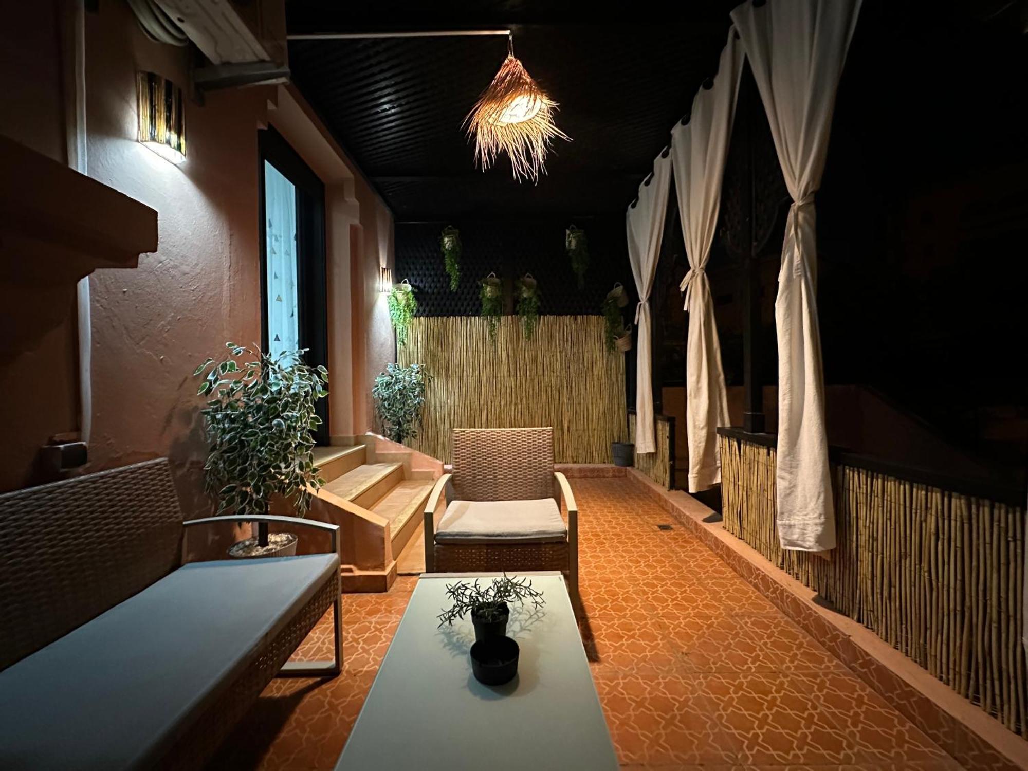 Oasis De Detente Avec Terrasse Et Vue Sur Piscine Marrakesh Bagian luar foto